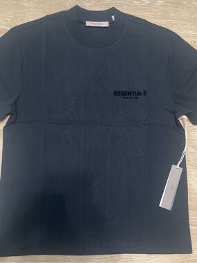 Fear of God ESSENTIALS Black Short Sleeve Logo Tee